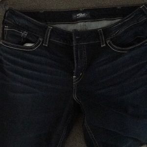 BRAND NEW WITH TAGS Silver Suki Straight